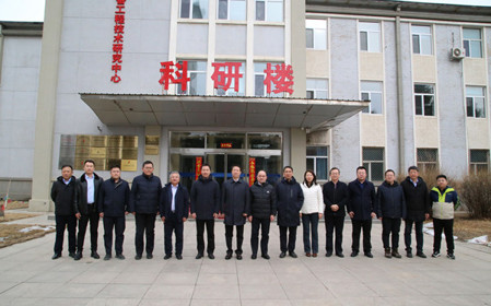 标题：内蒙古科学技术研究院党组书记常青一行到呼和浩特分院考察调研
浏览次数：2735
发表时间：2024-03-06